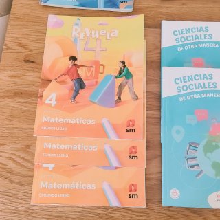 Libros 4 primaria Revuela