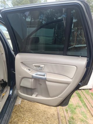 Se vende despiece de Volvo XC 90 y otro para repar