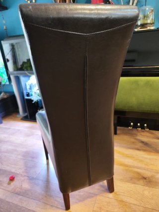 Mesa de comedor de madera maciza