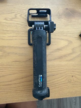 GoPro HERO7 Black + 2 baterías + cargador dual