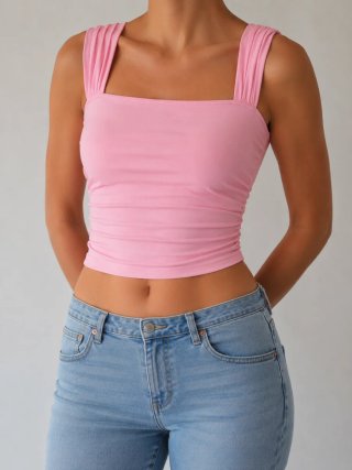 Top rosa fruncido con tirantes