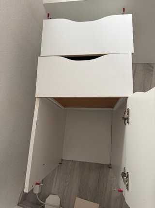 Mesa escritorio blanca con cajones