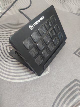 Elgato Stream Deck 15 Botones + Soporte
