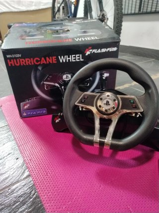 Volante Hurricane Wheel PS4/PS3