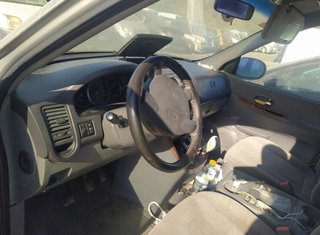 1764153 faro izquierdo kia carnival ii (fl)