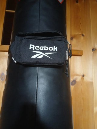 Riñonera Reebok Negra