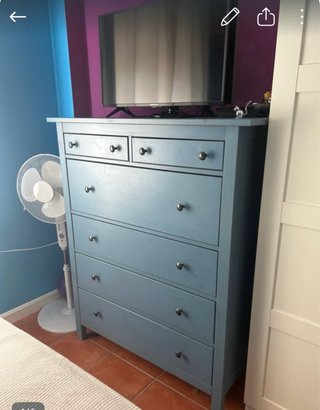 Cómoda azul de madera Ikea