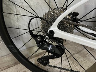 BERRIA BELADOR CARBON 105 G5301