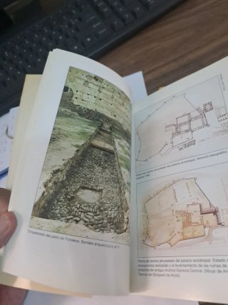 Libro-guía del visitante del Palacio Arzobispal...