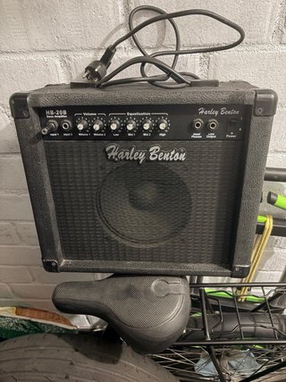 Harley Benton HB-20B Amplificador Bajo