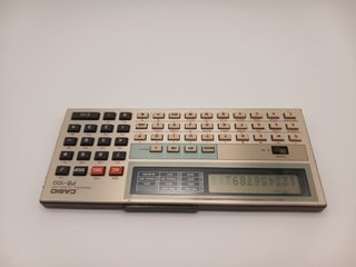 Año 1982. Japón. Calculadora  Casio PB-100