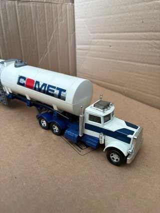 Matchbox Super Kings K-103 Peterbilt Tan