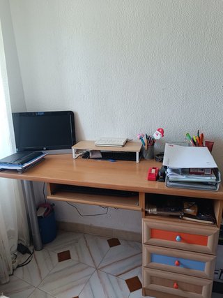 Escritorio juvenil madera pino