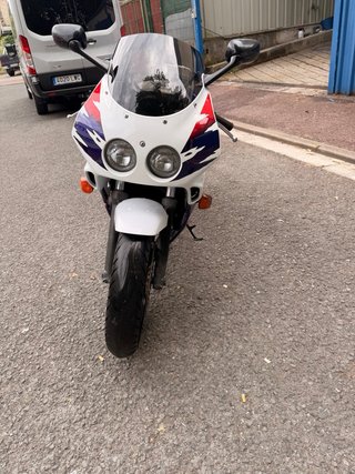 Honda CBR 250 RR MC22 Sportbike