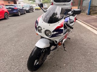Honda CBR 250 RR MC22 Sportbike
