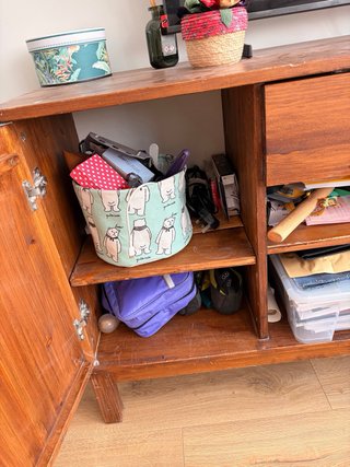 Mueble aparador de madera