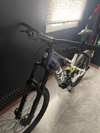 Bicicleta Eléctrica Husqvarna