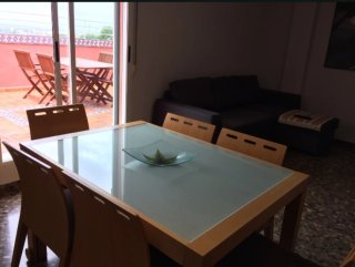 Alquilo piso amueblado y garaje en Requena