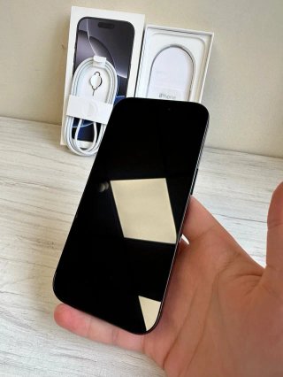 Iphone 16 PRO 128GB Negro Titanium IMPOLUTO!!