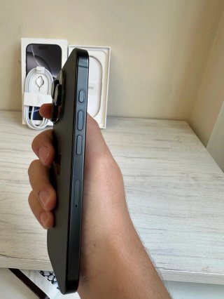 Iphone 16 PRO 128GB Negro Titanium IMPOLUTO!!