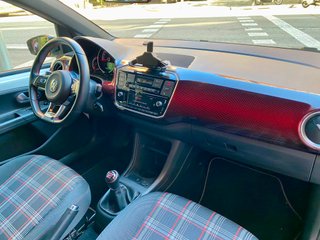 Volkswagen up! GTI 2022