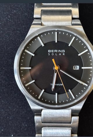 Bering Solar Titanium Reloj Hombre