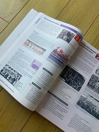 LIBRO HISTORIA DEL MUNDO CONTEMPORÁNEO 1° BACH VIC