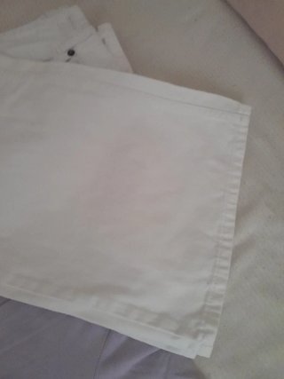 Lote top lila XS y pantalón blanco ancho Talla 36