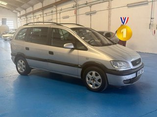 Opel Zafira 2.2 DTi 2003