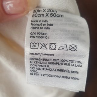 Conjunto de 4 fundas de cojín blancas con relieve