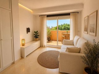 Piso en venta en Elviria en Marbella