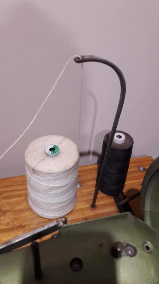 Máquina de coser industrial