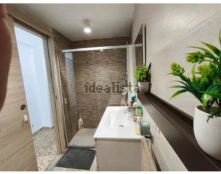 Piso en venta de 4 hab y 2 baños, con ascensor.