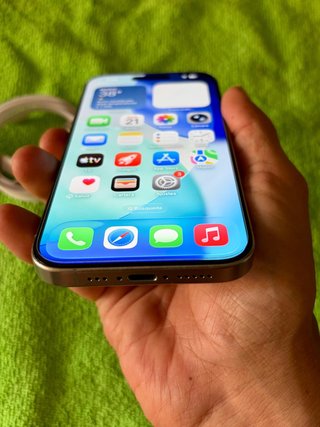 iPhone 15 Pro 256gb 100% Batería