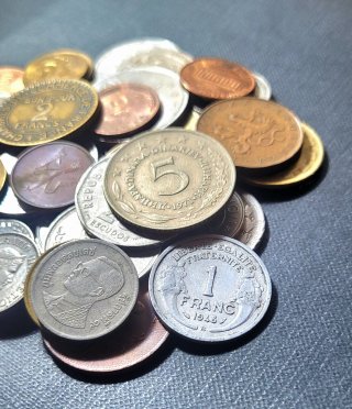 Monedas Extranjeras Varias