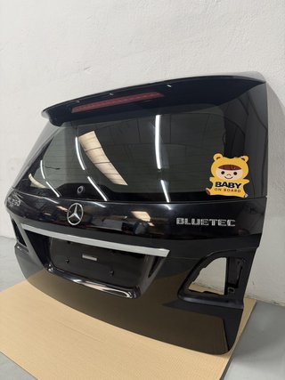 Portón Mercedes-Benz ML W166 2011-2015 A1667400305