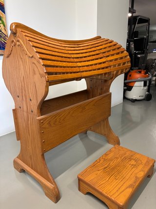 Soporte para montura caballo de madera.