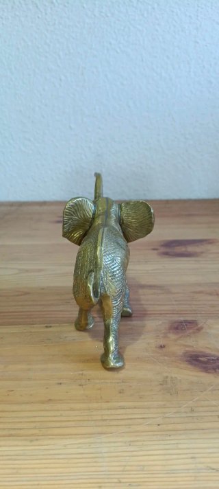 Elefante de Bronce