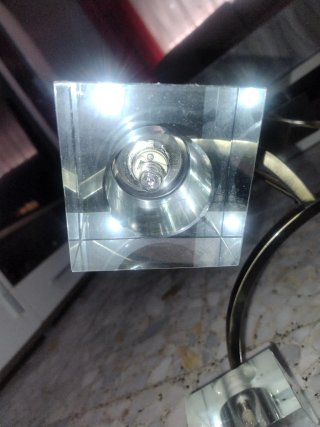 Lámpara de techo dorada con cristal