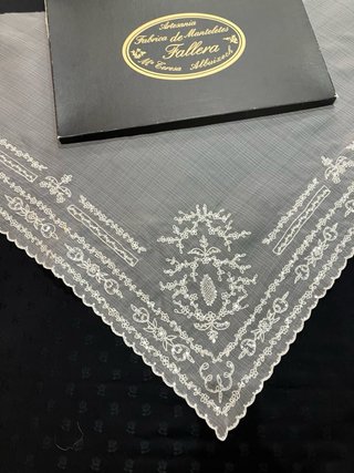 Manteleta Fallera Alicantina Bordada