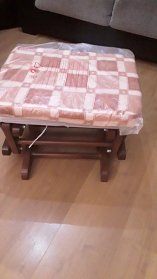 Banqueta taburete balancín madera
