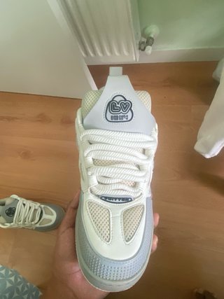 Louis Vuitton LV Skate Zapatillas Grises Blancas
