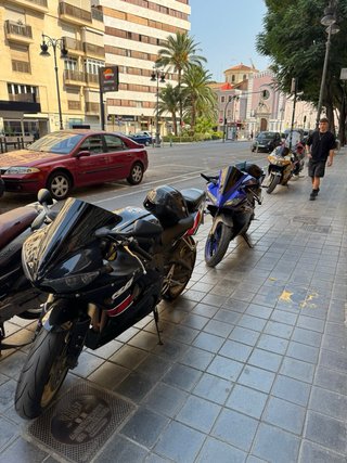 Yamaha R6 2005 Negra