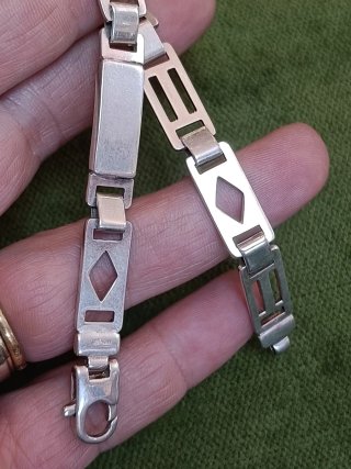 Pulsera de Plata Elegante
