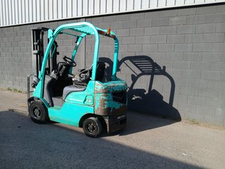 CARRETILLA ELEVADORA DIESEL 1800 KG