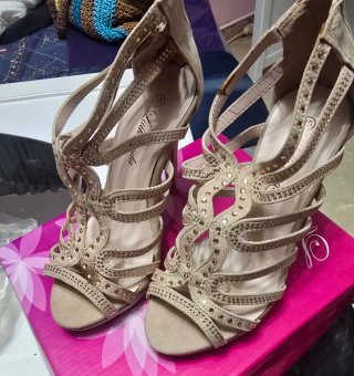 Zapatos de tacón con plataforma y esparto