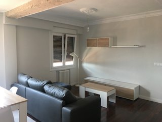 Alquiler piso San Fermines, Av. Zaragoza 59