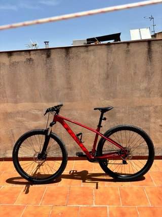 Bicicleta Trek Roja Casi Nueva