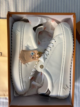 Zapatillas Blancas con charm