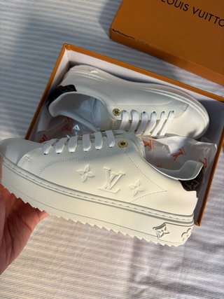 Zapatillas Blancas con charm